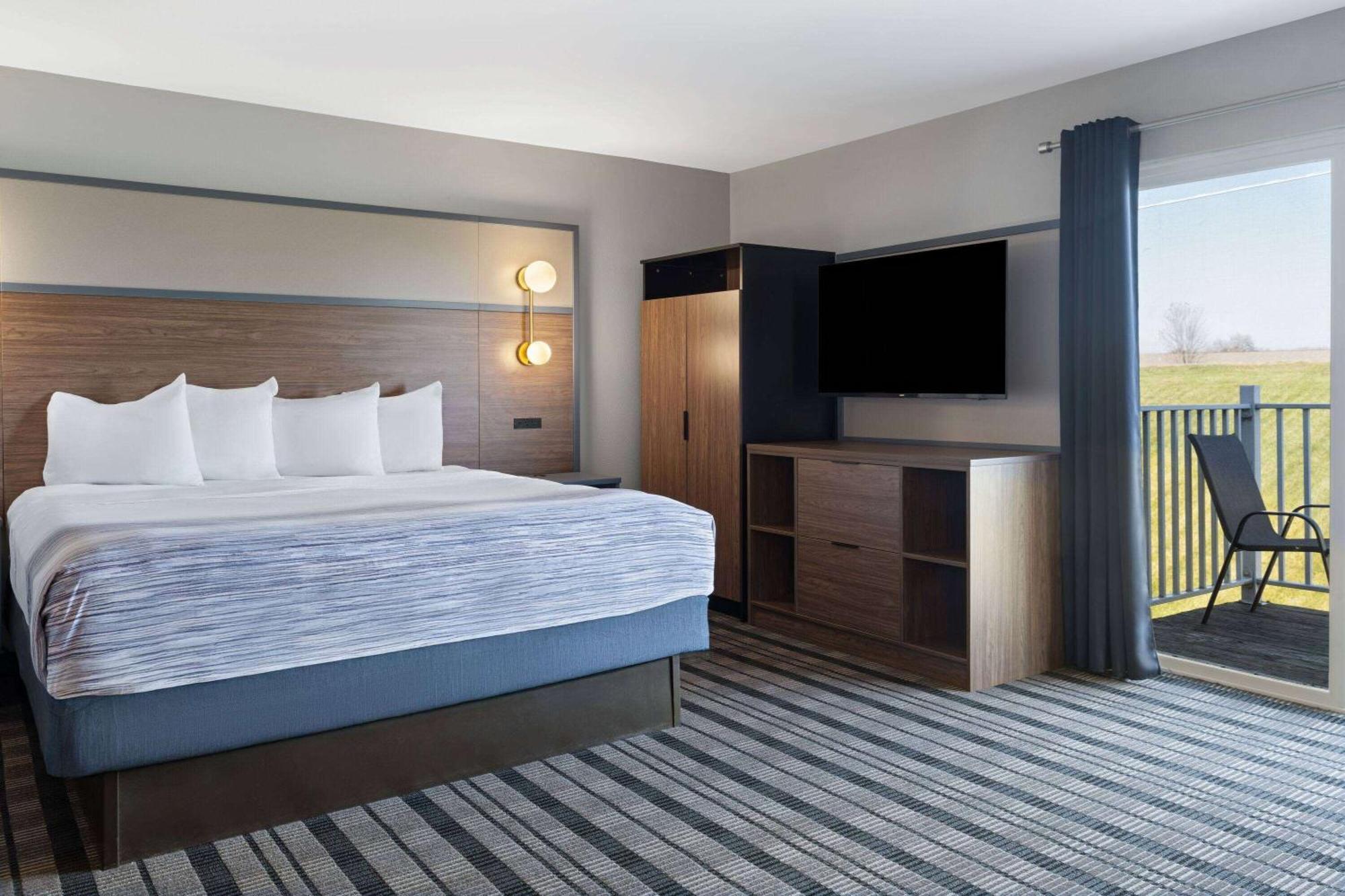 Americinn By Wyndham Beaver Dam Экстерьер фото