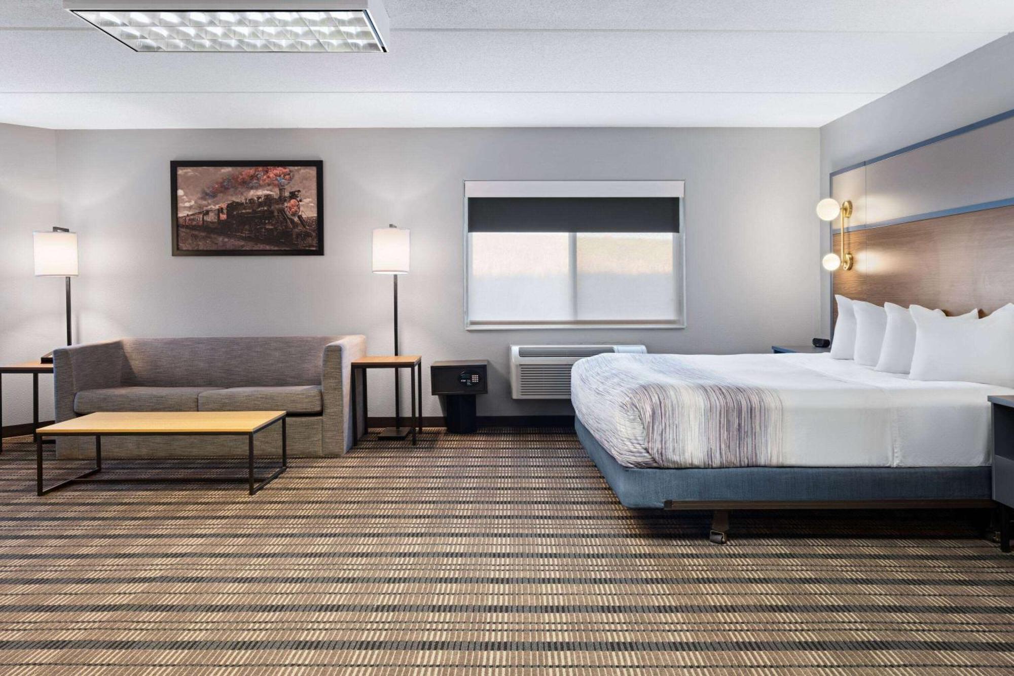 Americinn By Wyndham Beaver Dam Экстерьер фото